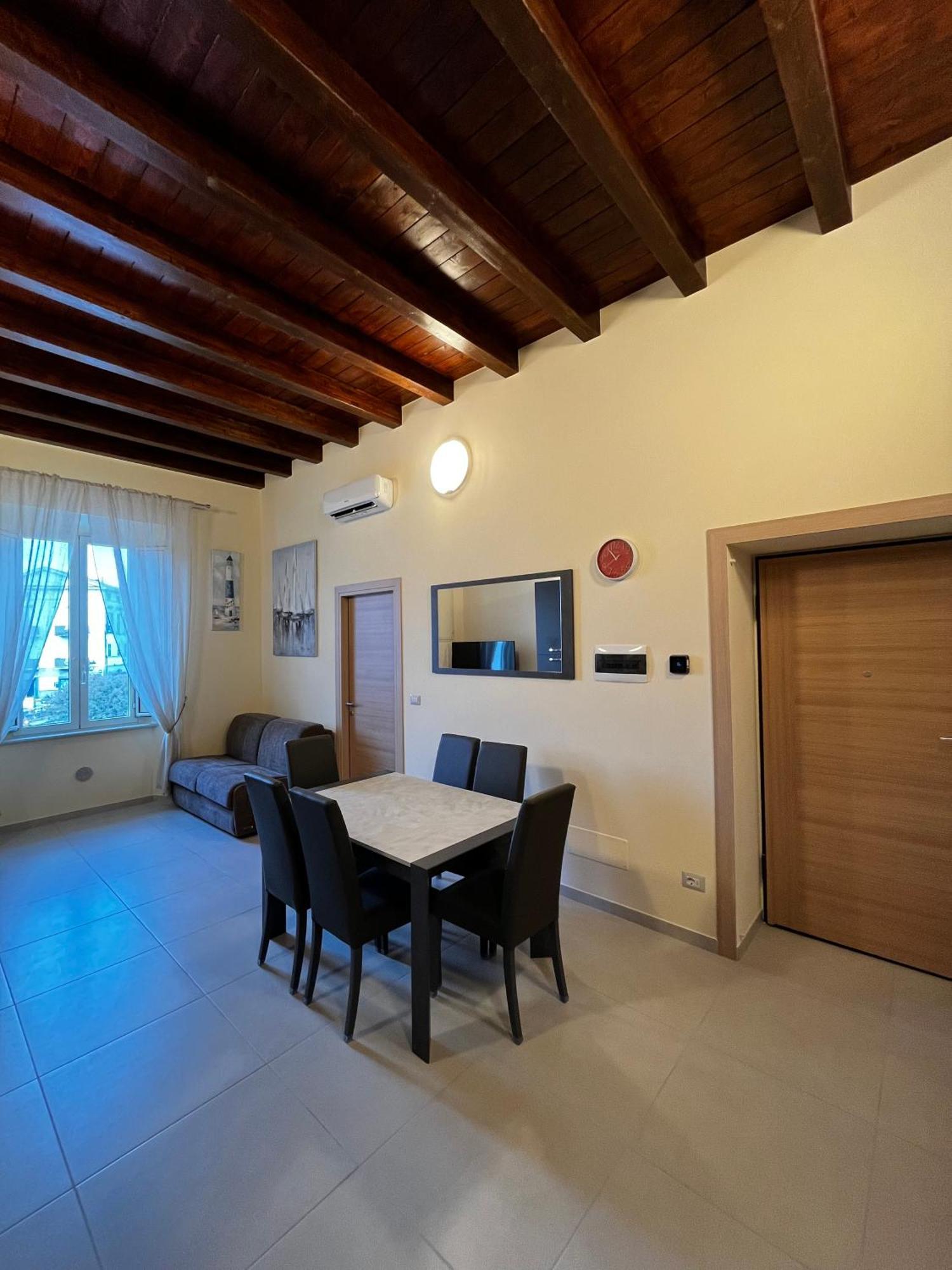In Centro Rooms And Apartments Isola di Liri Eksteriør billede