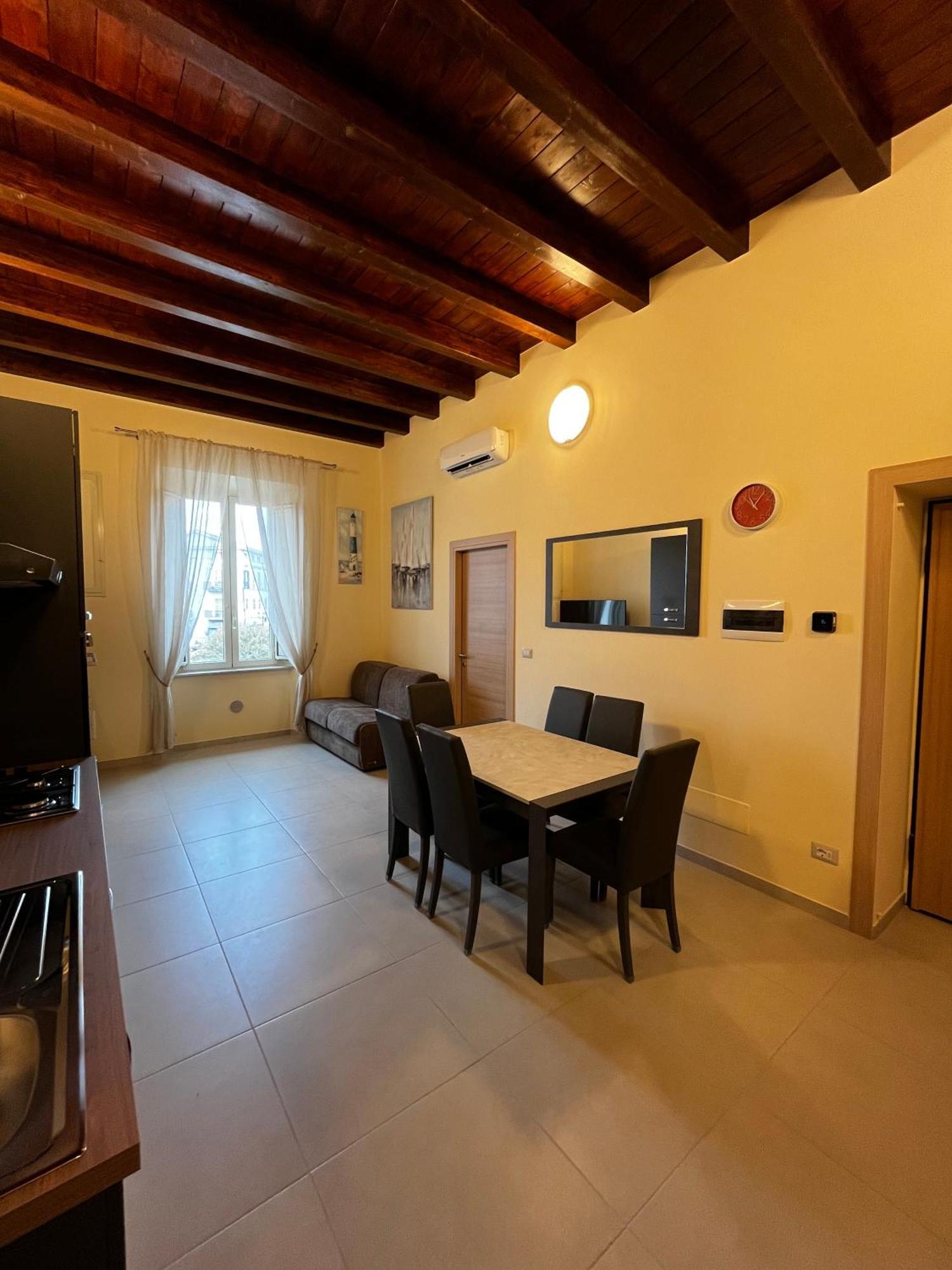 In Centro Rooms And Apartments Isola di Liri Eksteriør billede